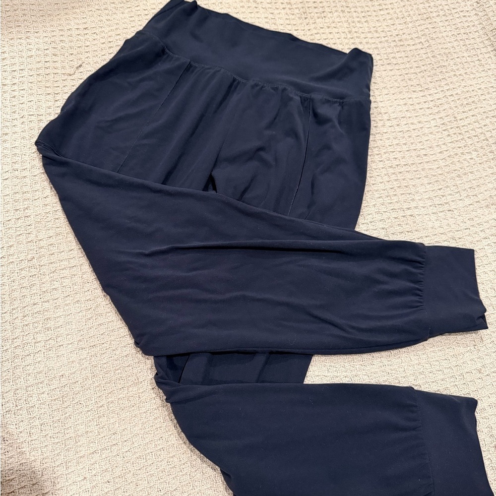 Athleta Midnight Black Activewear Pants